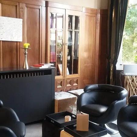 Boutique Shamon فندق إيكلو